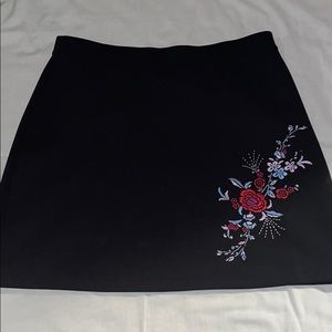 EXPRESS Midi Floral Skirt